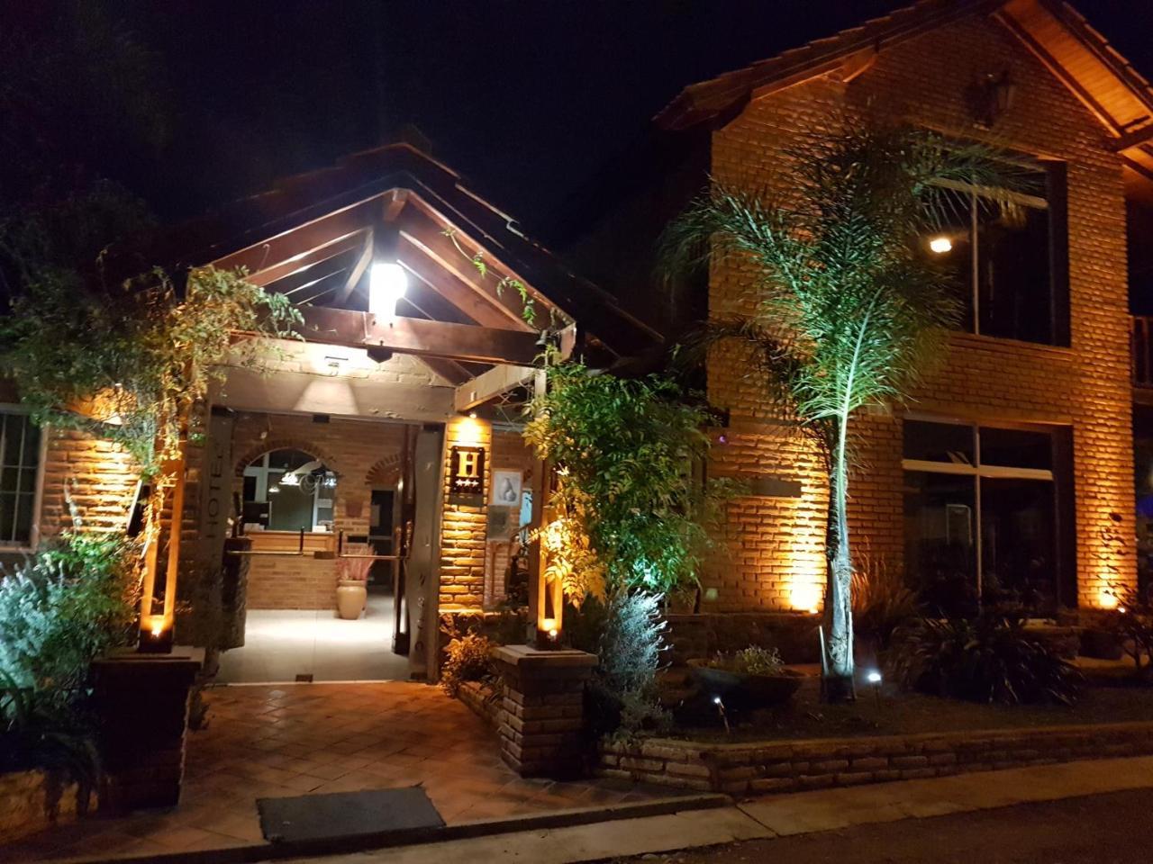 Apart Hotel Piscu Yaco Merlo Exteriér fotografie